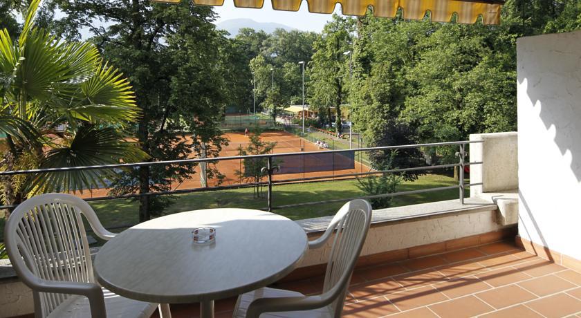 Aparthotel Al Lago Locarno Zimmer foto
